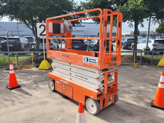 2019 Snorkel S3226E Scissor Lift