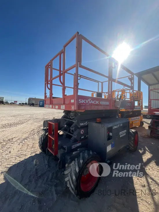 2017 Skyjack SJ6832RT Rough Terrain Scissor Lift