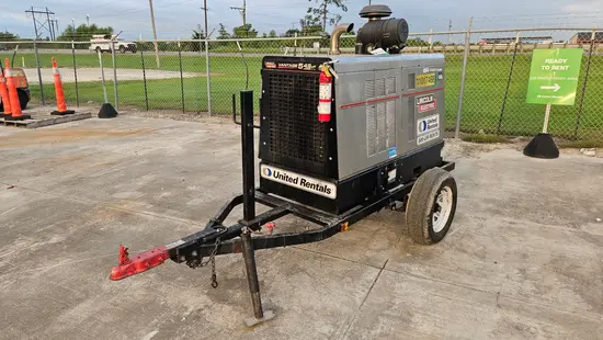 2019 Lincoln Electric VANTAGE 549 Welder
