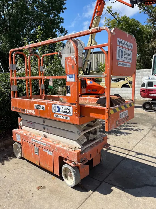 2018 Snorkel S3219E Scissor Lift
