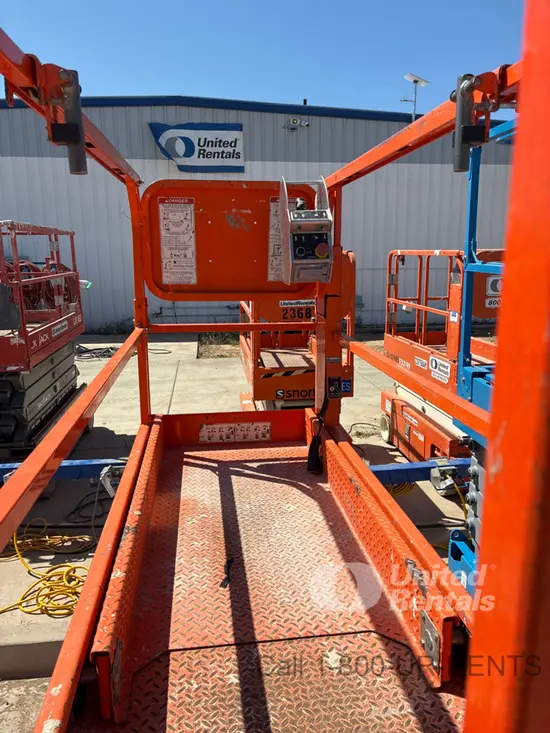 2019 Snorkel S3226E Scissor Lift