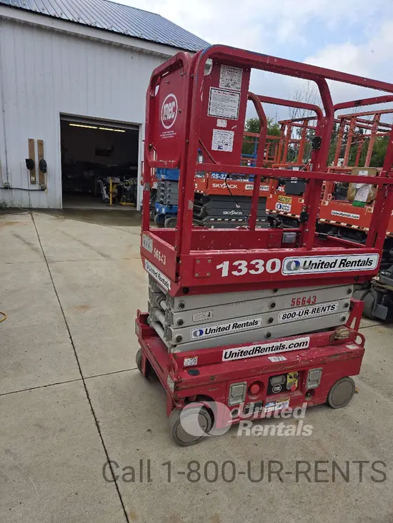 2018 MEC 1330SE Scissor Lift