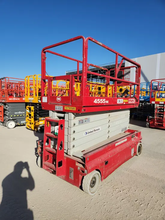 2018 MEC 4555SE Scissor Lift
