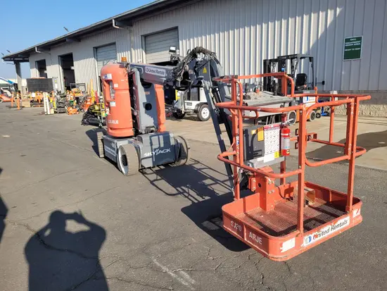 2017 Skyjack SJ30ARJE Articulating Boom Lift