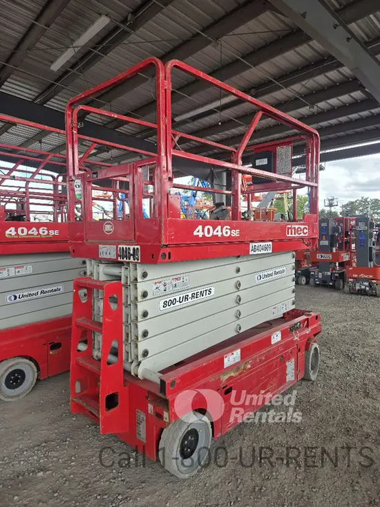 2018 MEC 4046SE Scissor Lift