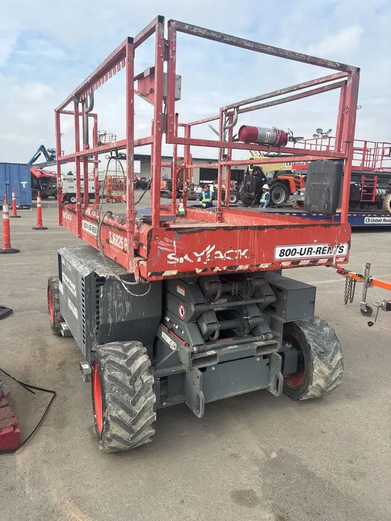 2017 Skyjack SJ6826RT Rough Terrain Scissor Lift