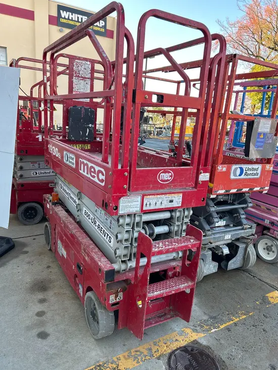 2018 MEC 1930SE Scissor Lift