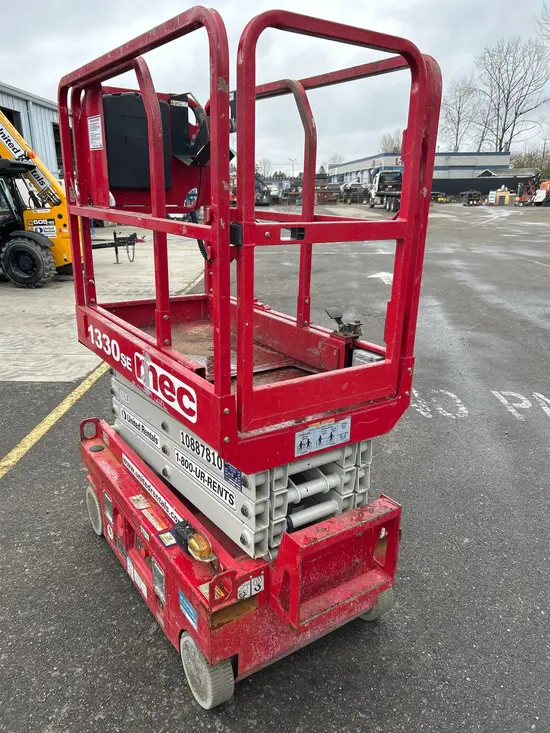2019 MEC 1330SE Scissor Lift