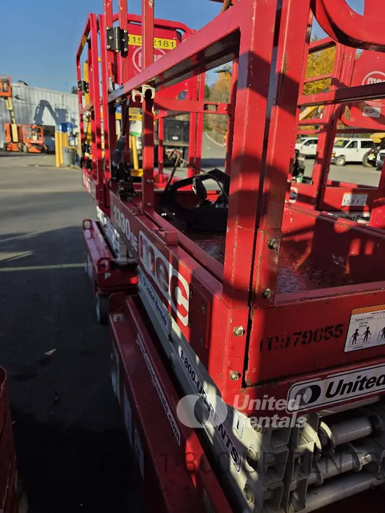 2019 MEC 1330SE Scissor Lift