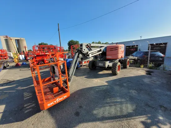2017 Skyjack SJ46AJ Articulating Boom Lift