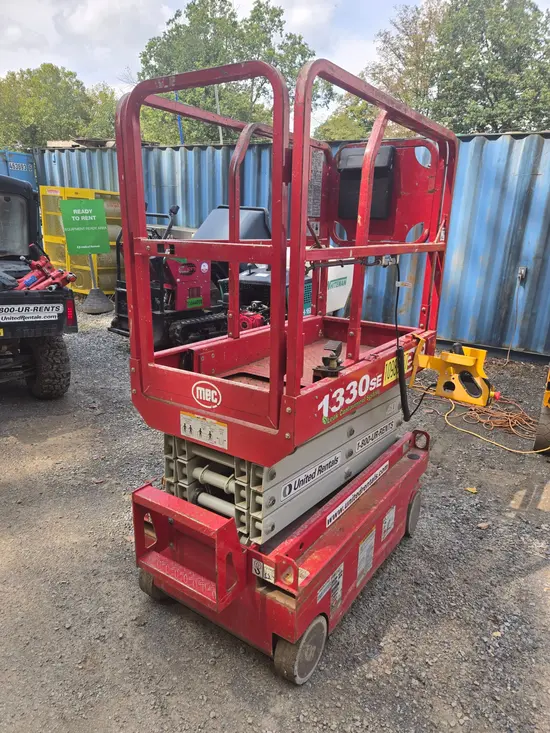 2019 MEC 1330SE Scissor Lift