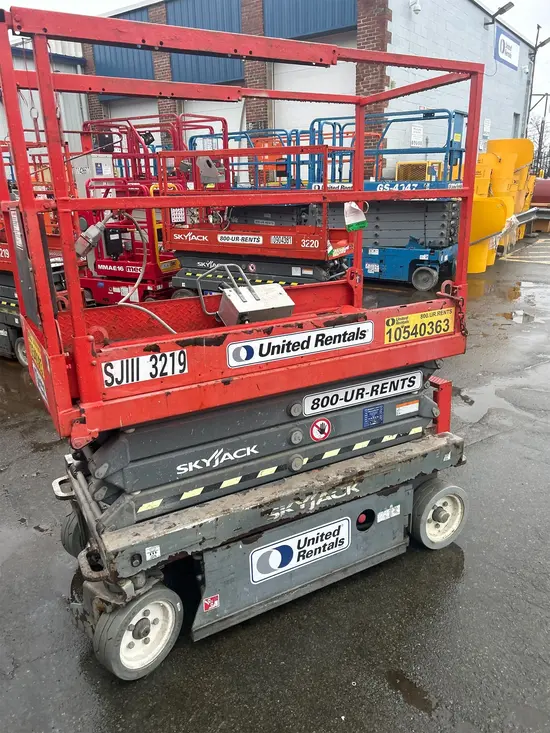 2016 Skyjack SJIII3219 Scissor Lift