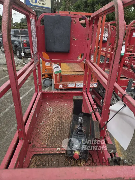 2018 MEC 1330SE Scissor Lift
