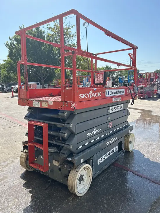 2017 Skyjack SJIII4632 Scissor Lift