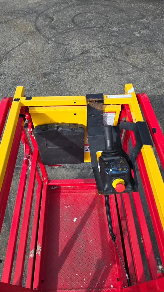 2022 MEC MICRO 19-XD Scissor Lift