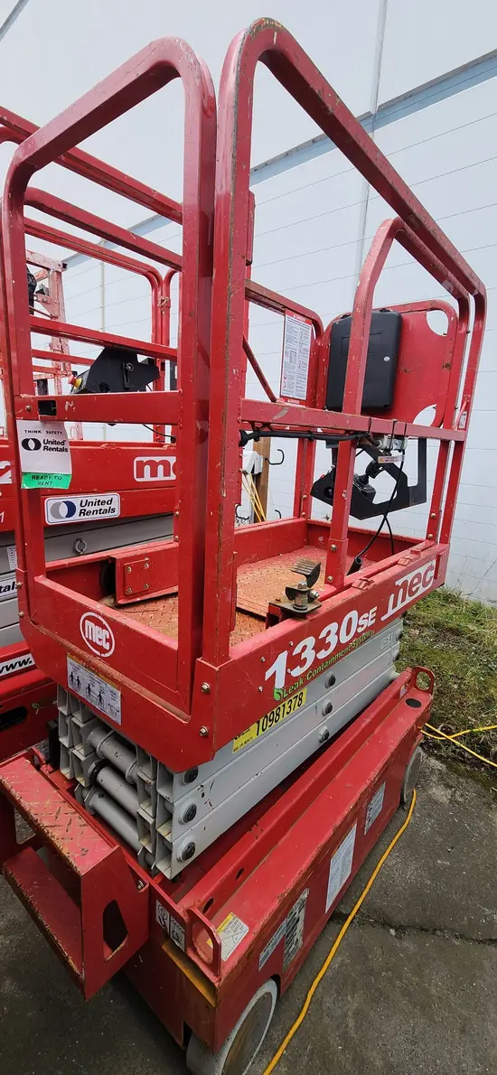 2019 MEC 1330SE Scissor Lift