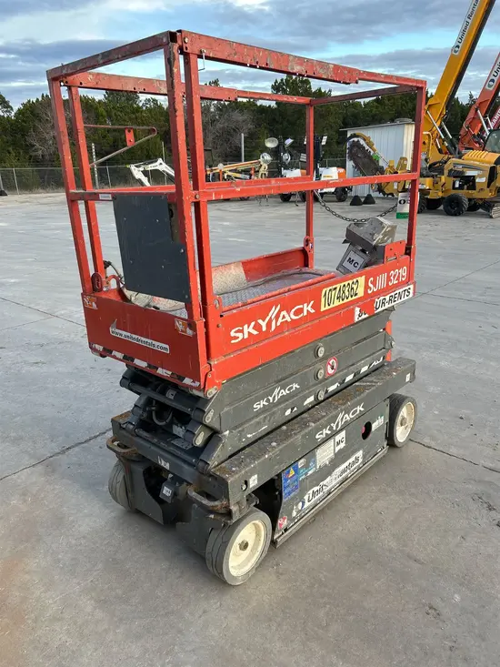 2018 Skyjack SJIII3219 Scissor Lift