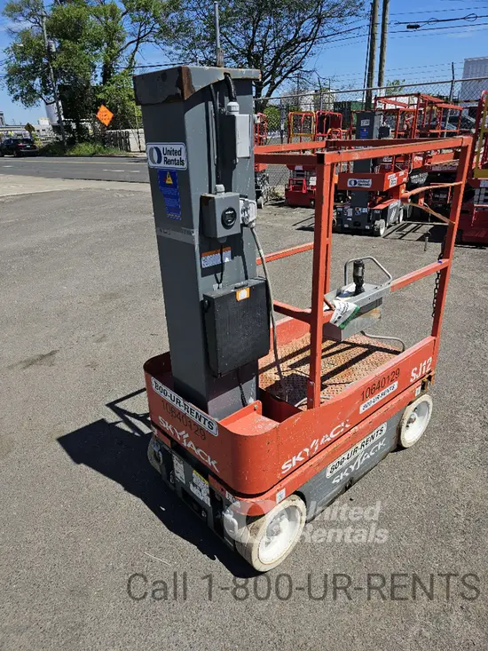 2017 Skyjack SJ12 Self-Propelled One-Person Lift