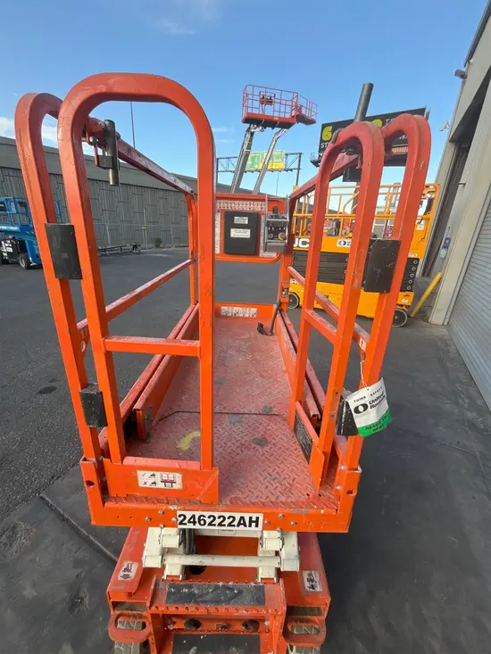 2020 Snorkel S3219E Scissor Lift