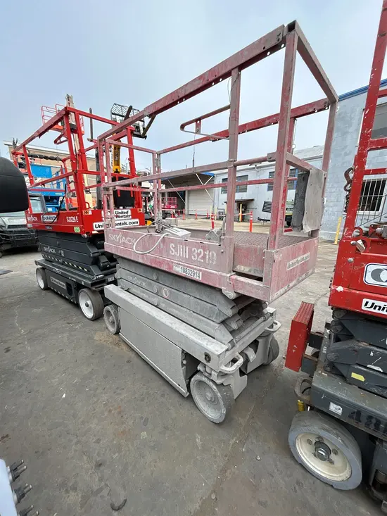 2018 Skyjack SJIII3219 Scissor Lift