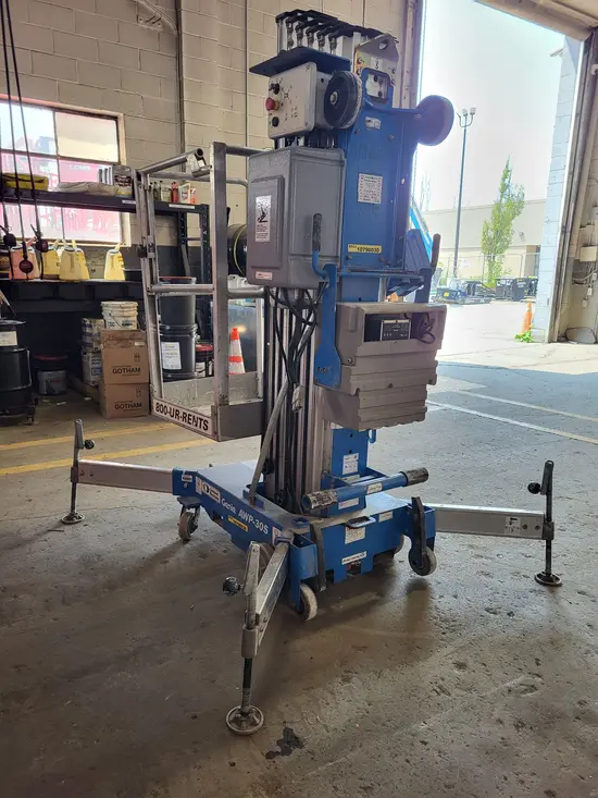 2018 Genie AWP-30SDC Pusharound Lift