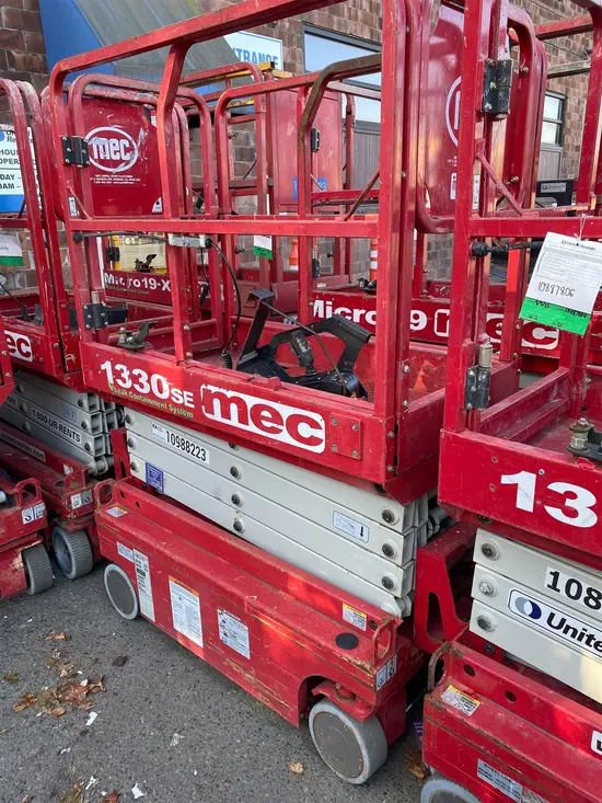 2019 MEC 1330SE Scissor Lift
