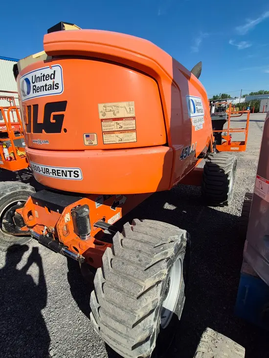 2017 JLG 450AJ Articulating Boom Lift