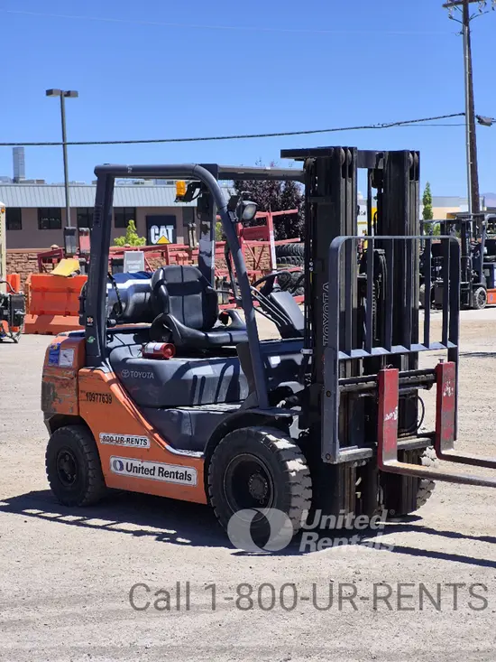 2019 Toyota 8FGU25 Warehouse Forklift
