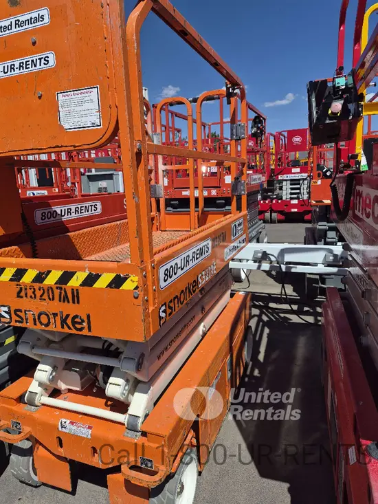 2018 Snorkel S3219E Scissor Lift