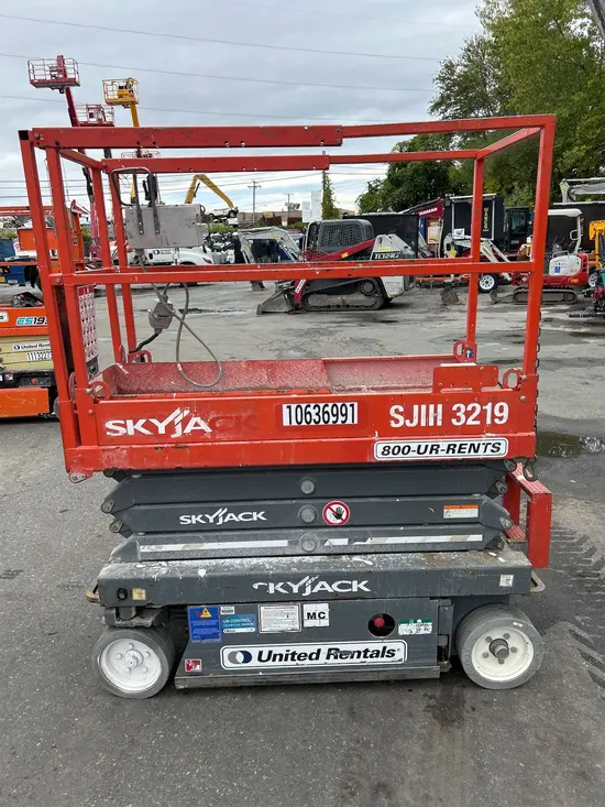 2017 Skyjack SJIII3219 Scissor Lift