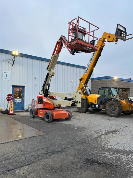 2015 JLG E450AJ Articulating Boom Lift