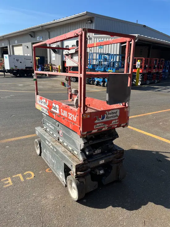 2018 Skyjack SJIII3219 Scissor Lift