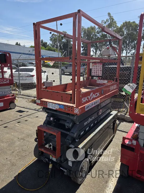 2017 Skyjack SJIII3219 Scissor Lift