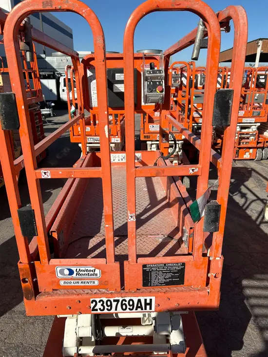 2019 Snorkel S3219E Scissor Lift