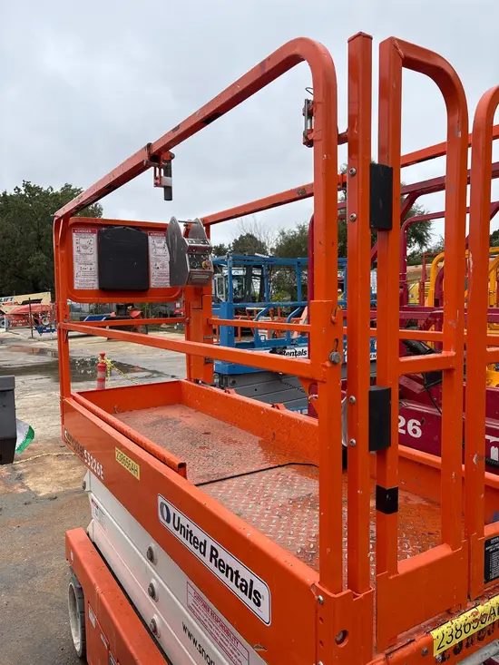 2019 Snorkel S3226E Scissor Lift