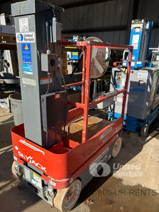 2017 Skyjack SJ12 Self-Propelled One-Person Lift
