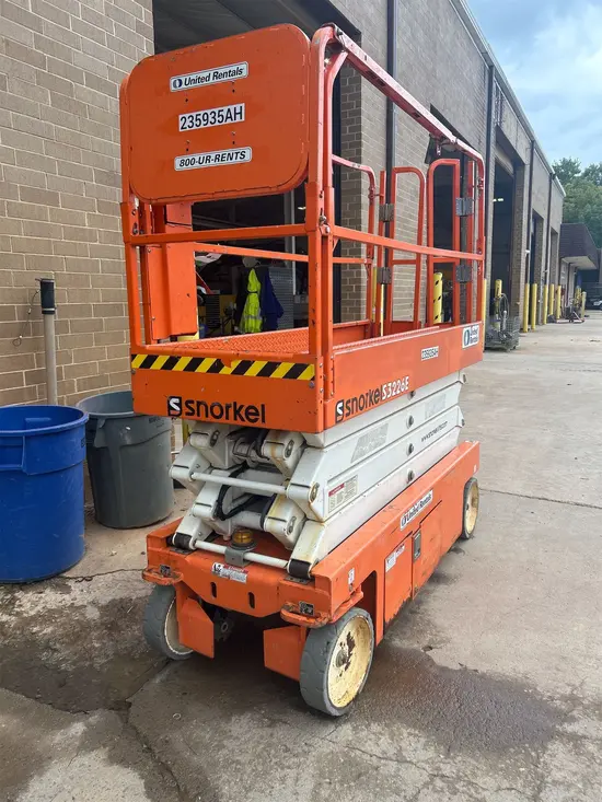2019 Snorkel S3226E Scissor Lift