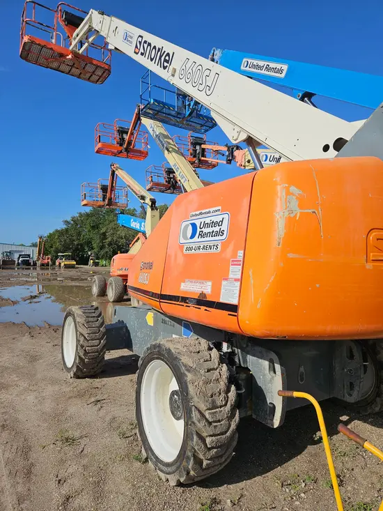 2021 Snorkel 660SJ Boom Lift