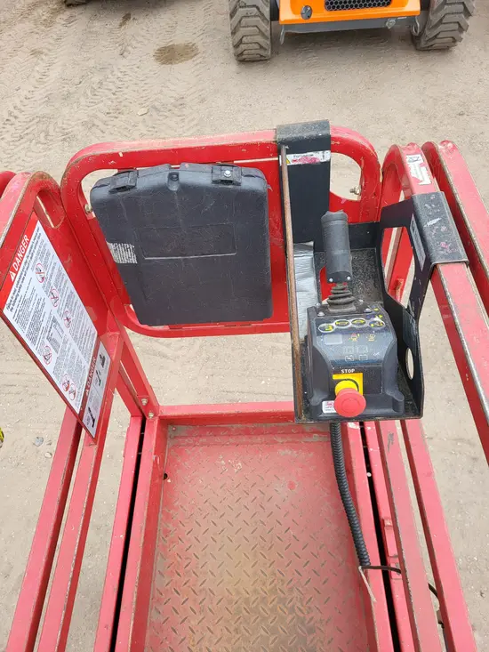 2019 MEC 1330SE Scissor Lift