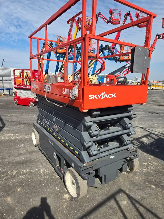 2017 Skyjack SJIII4740 Scissor Lift