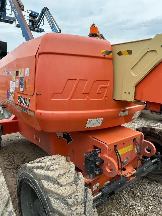 2017 JLG 800AJ Articulating Boom Lift