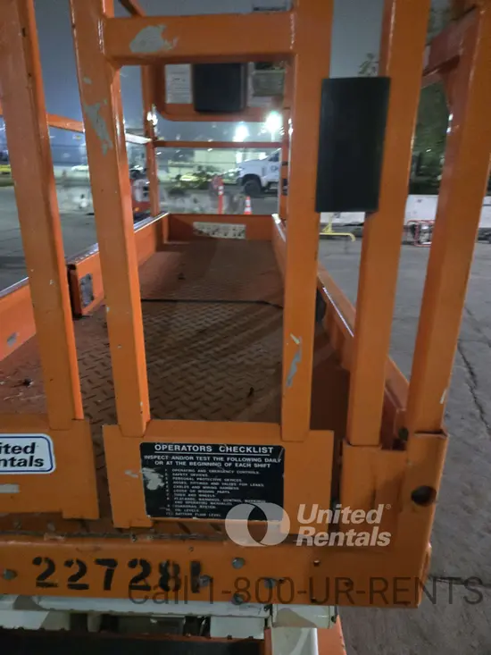 2019 Snorkel S3226E Scissor Lift