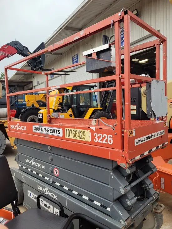 2018 Skyjack SJIII3226 Scissor Lift