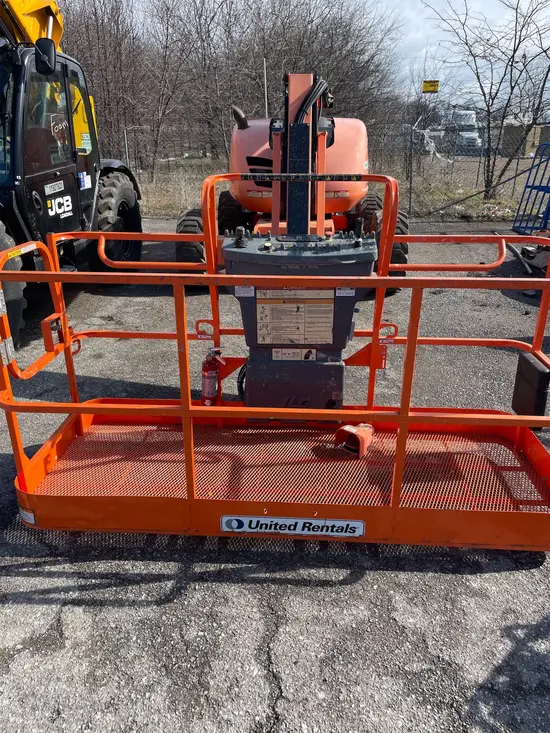 2017 JLG 600AJ Articulating Boom Lift