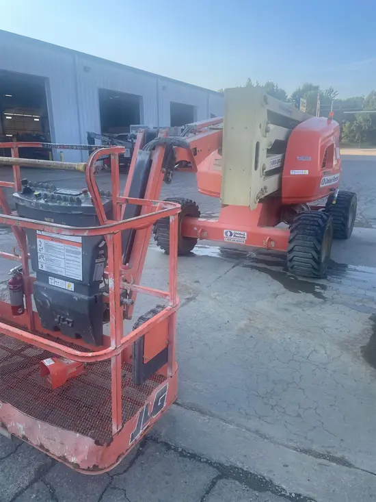2017 JLG 450AJ Articulating Boom Lift