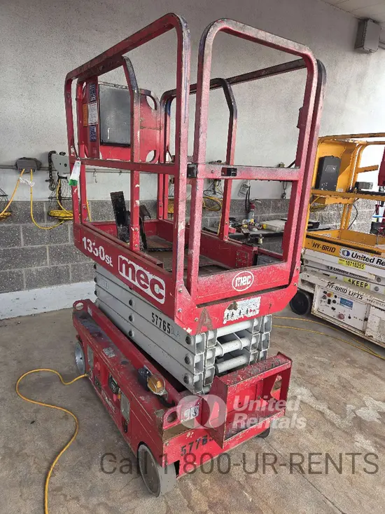2018 MEC 1330SE Scissor Lift