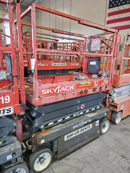 2016 Skyjack SJIII3219 Scissor Lift
