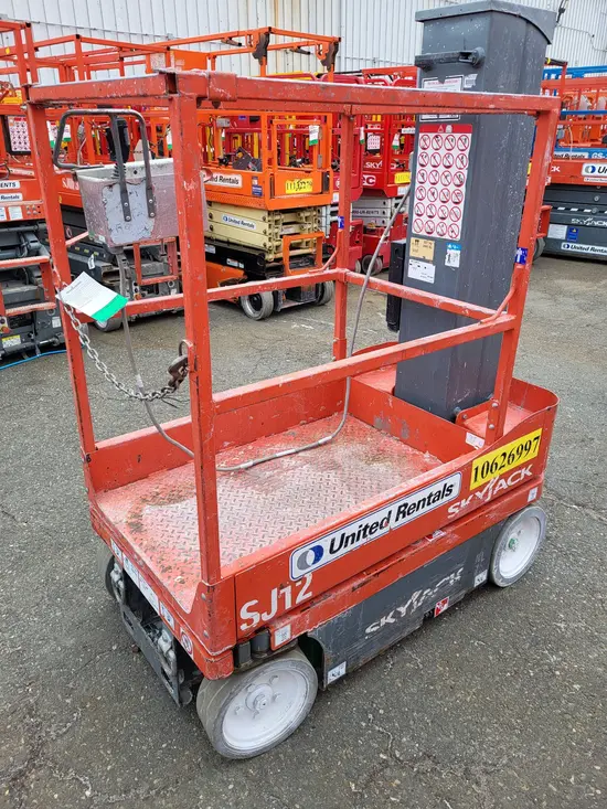 2017 Skyjack SJ12 Self-Propelled One-Person Lift