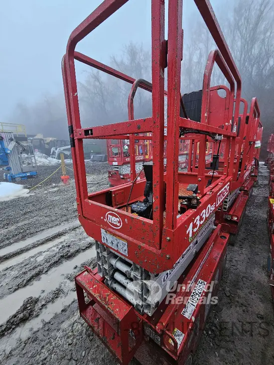 2019 MEC 1330SE Scissor Lift