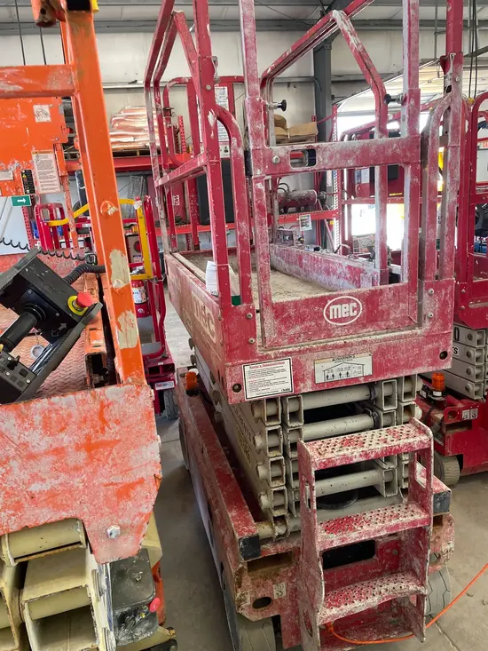2019 MEC MICRO 26 Scissor Lift